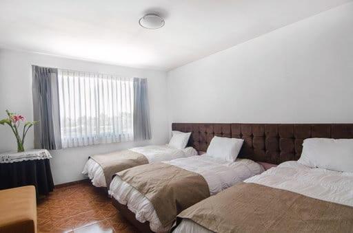 Hostal Lirium Пачакутек Экстерьер фото