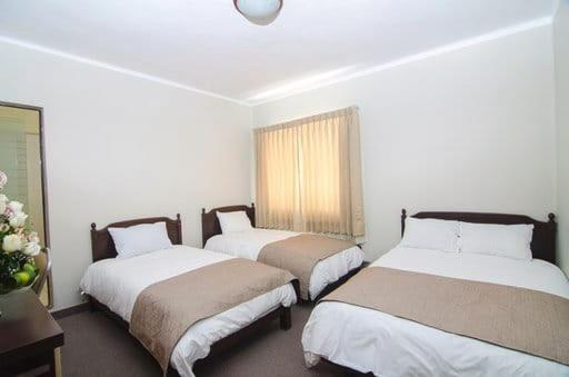 Hostal Lirium Пачакутек Экстерьер фото